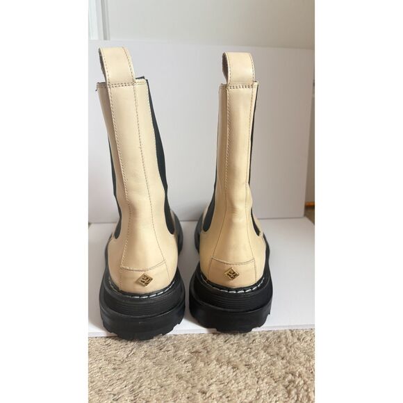 Sandro Chelsea Leather Boots Cream Ecru Size 8.5 NEW - Picture 3 of 6